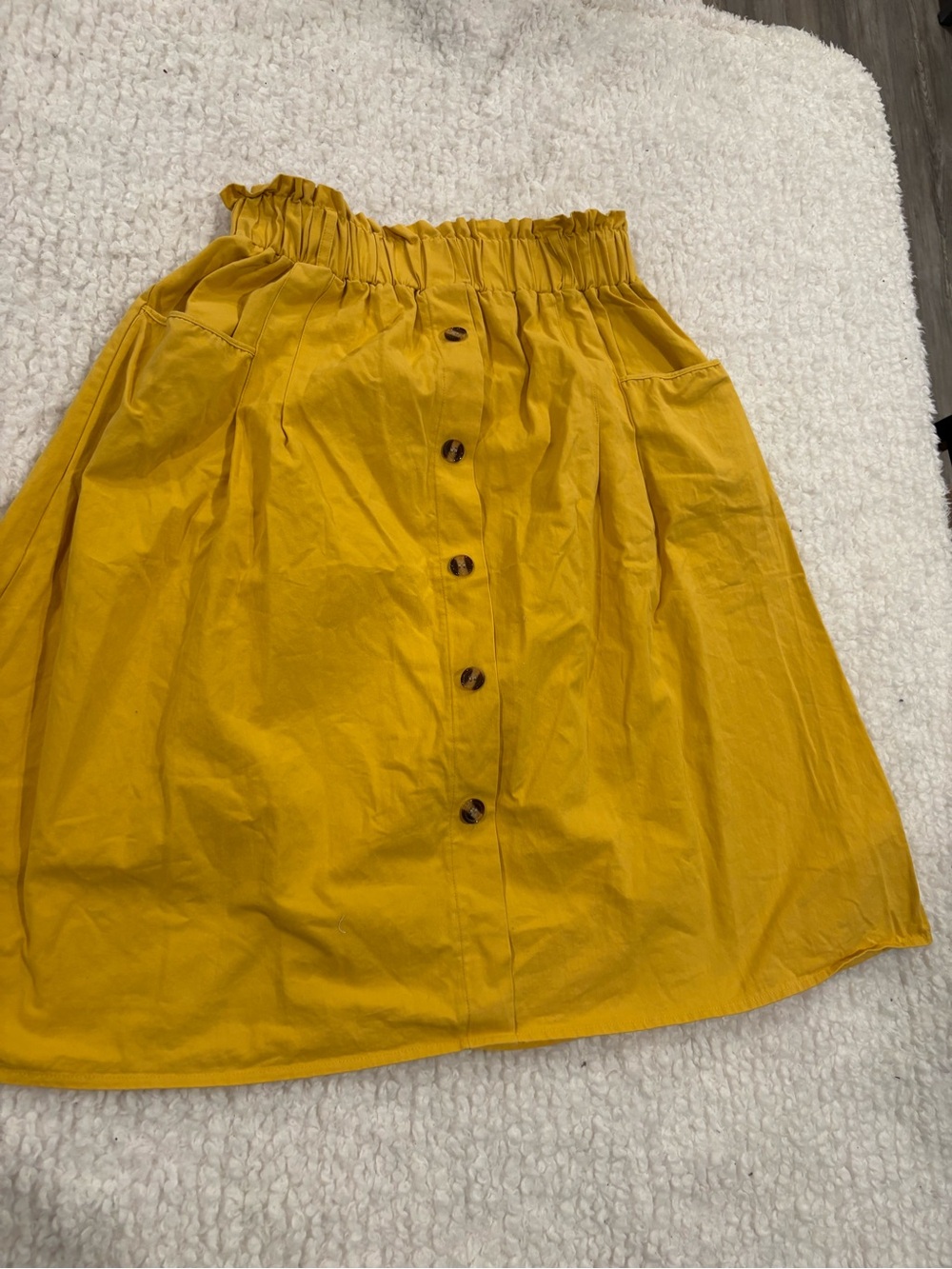Sadie & Love size L Women’s Mustard Button-Front Skirt
